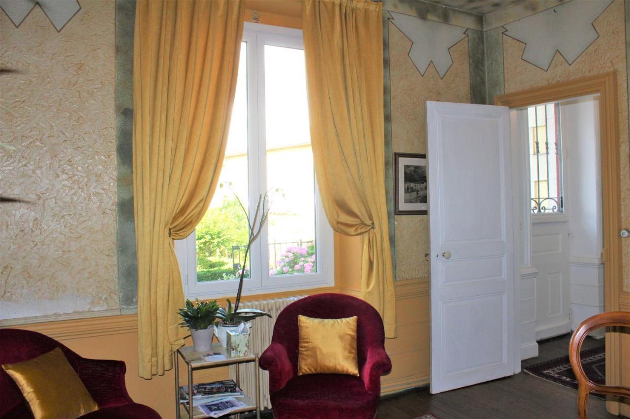 Bed and Breakfast La Source à Availles-Limouzine Extérieur photo