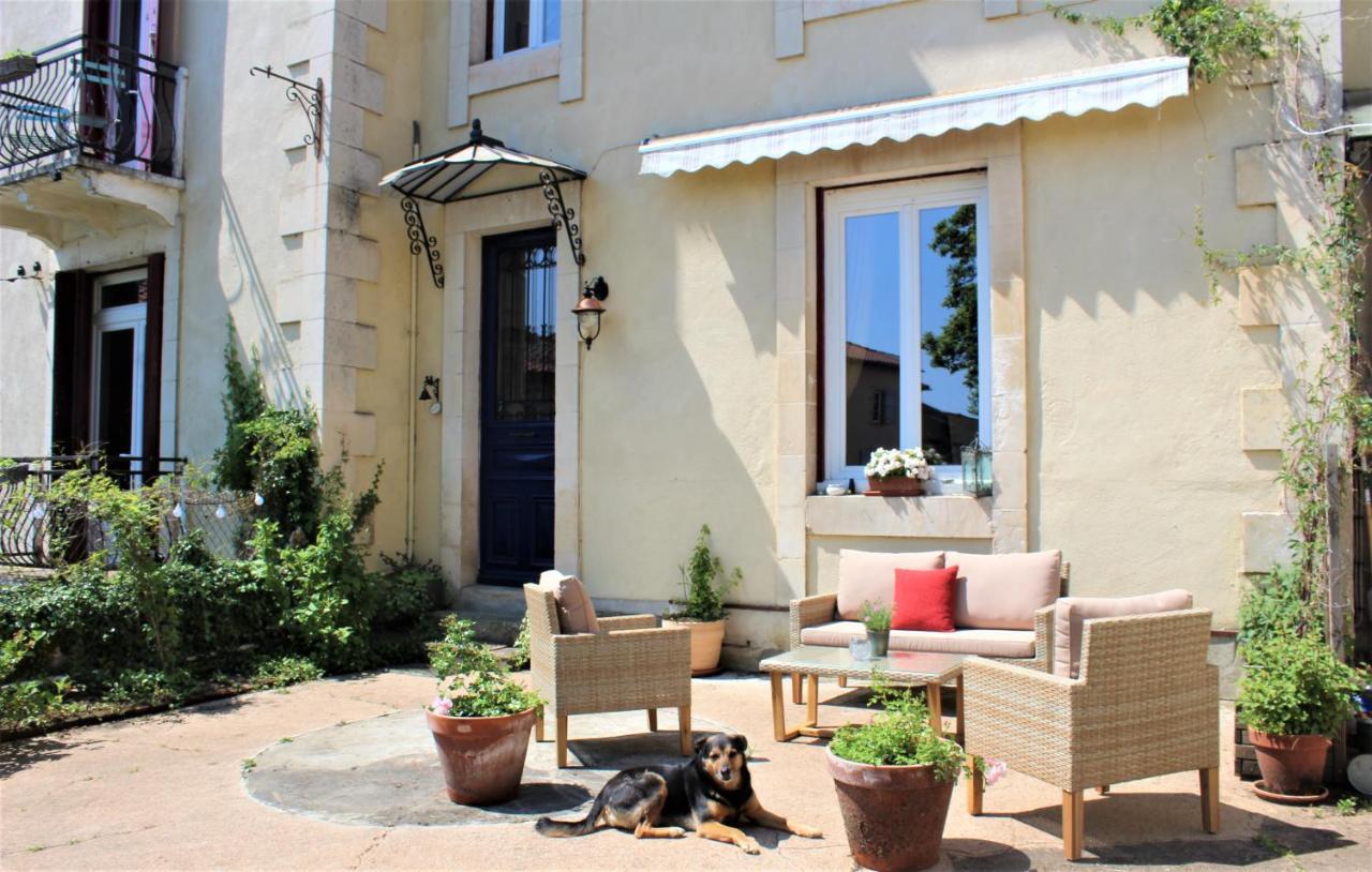 Bed and Breakfast La Source à Availles-Limouzine Extérieur photo