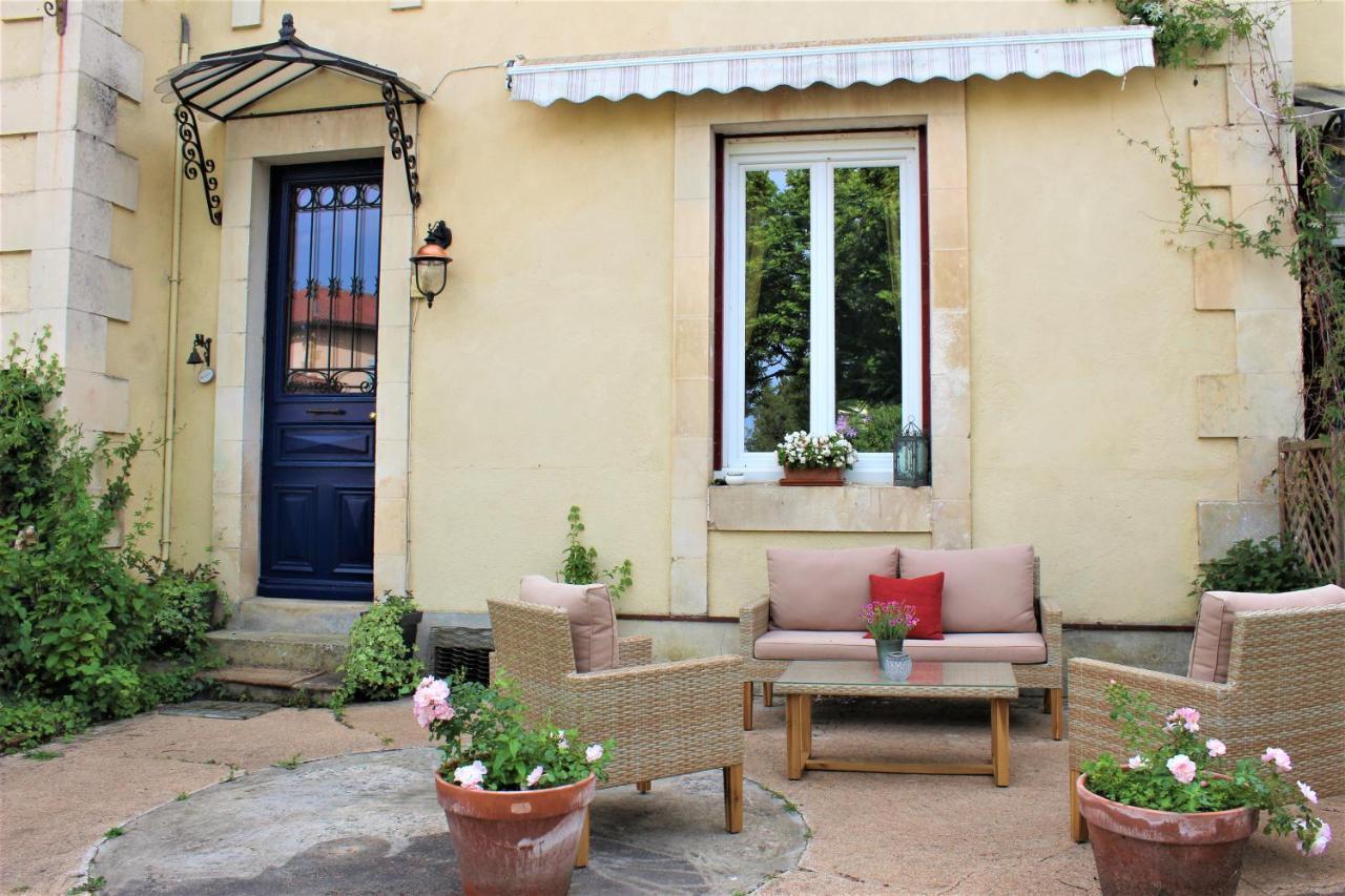 Bed and Breakfast La Source à Availles-Limouzine Extérieur photo