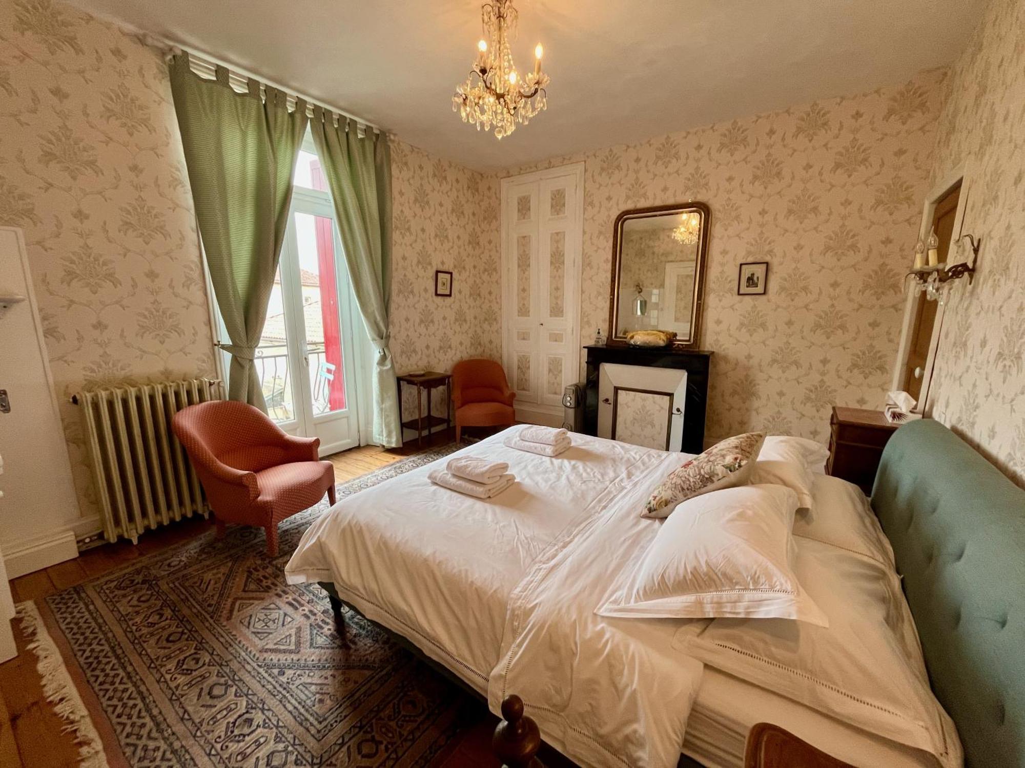 Bed and Breakfast La Source à Availles-Limouzine Extérieur photo